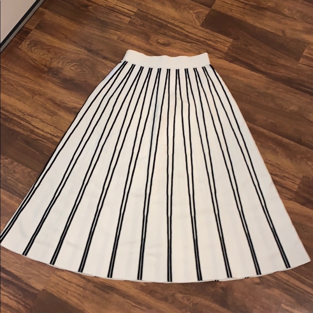 J Crew PULL-ON FLARE SWEATER-SKIRT IN STRIPE